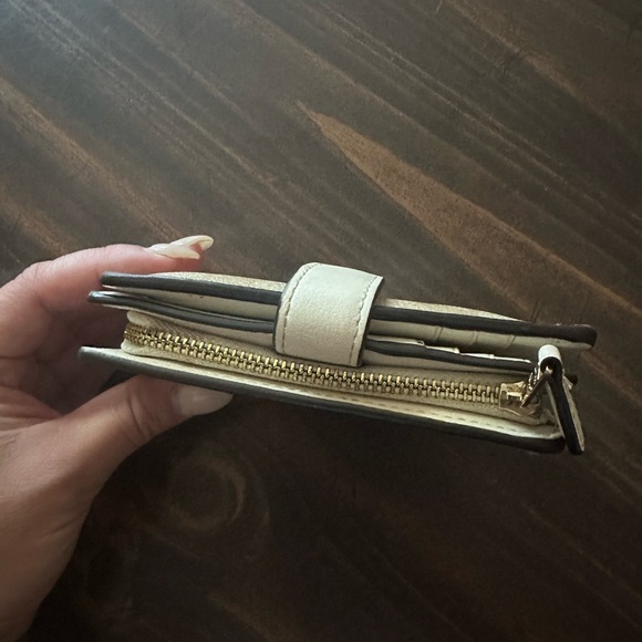 EUC coach wallet - Picture 3 of 5